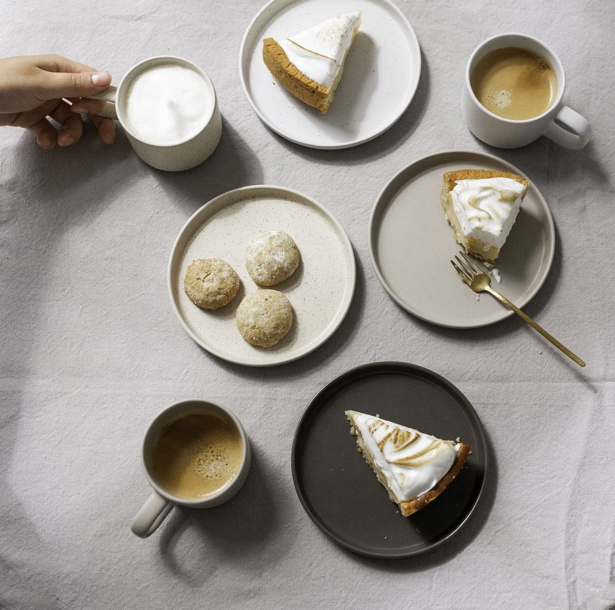 Gebaksbordjes - Taart Bordjes - 4 Stuks - Vaatwasser Bestendig - Keramiek - Wit - Beige - Bruin - Naturel 6 Gebaksbordjes - Taart Bordjes - 4 Stuks - Vaatwasser Bestendig - Keramiek - Wit - Beige - Bruin - Naturel - Afbeelding 4