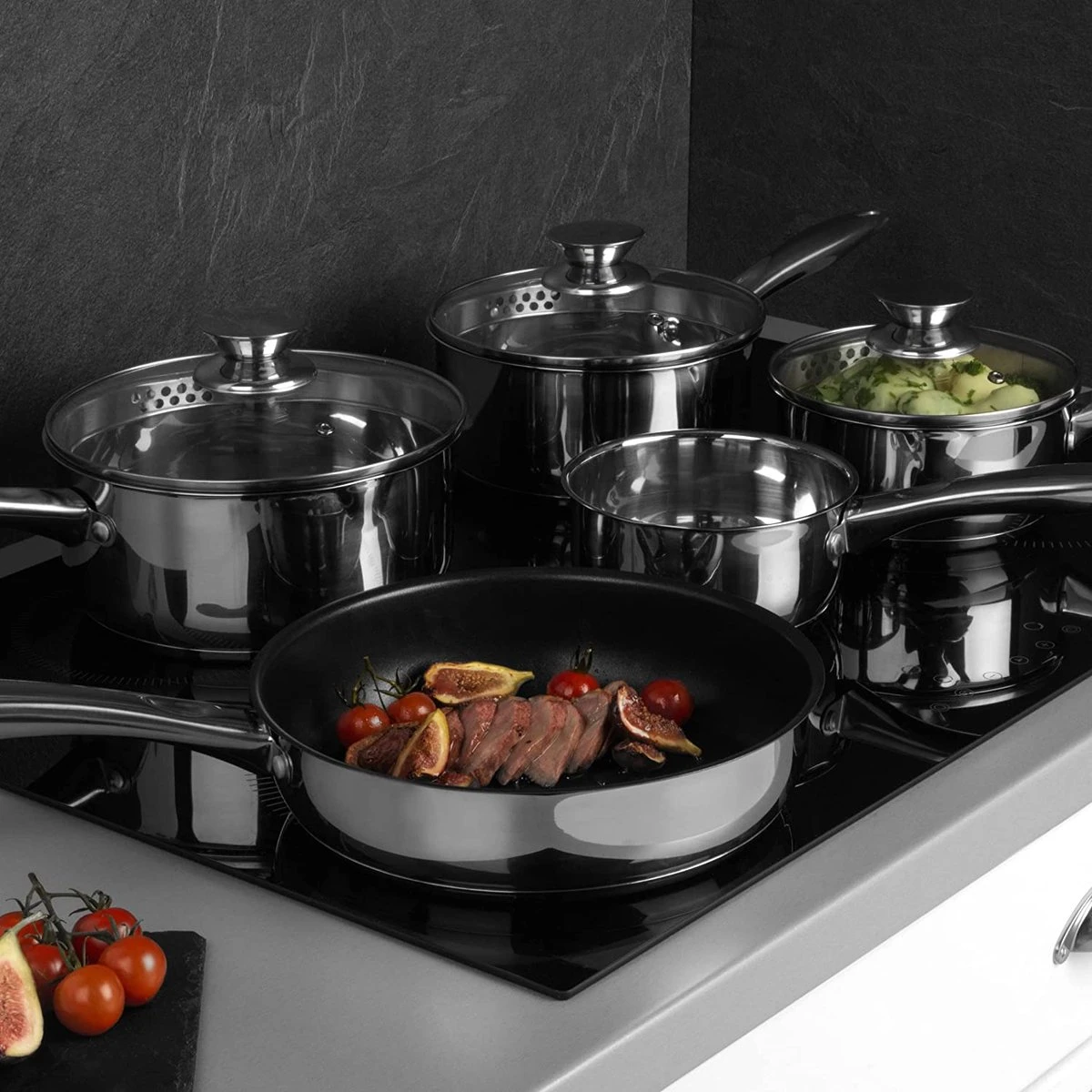 Russell Hobbs Pannenset - Vaatwasserbestendig - 5-delige Set - Alle Warmtebronnen Ook Inductie - Steelpannen Met Deksel En Schenktuit 5 Russell Hobbs Pannenset - Vaatwasserbestendig - 5-delige Set - Alle Warmtebronnen Ook Inductie - Steelpannen Met Deksel En Schenktuit - Afbeelding 3