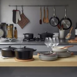 Le Creuset Signature Braadpan - 4,2 L - 24 Cm - Zwart 20 Le Creuset Signature Braadpan - 4,2 L - 24 Cm - Zwart -Keukenproducten Winkel 1200x1200 506