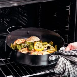 GreenPan Copenhagen Stoofpan Met Deksel En Extra Handvat 28cm/4.3L -Keukenproducten Winkel 1200x1200 654