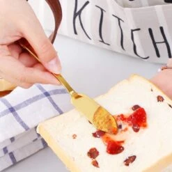 House Of Husk Botermesjes Set - Goud - RVS - Botermes - Smeermessen - Tapas Mesjes - 6 Stuks 11 House Of Husk Botermesjes Set - Goud - RVS - Botermes - Smeermessen - Tapas Mesjes - 6 Stuks -Keukenproducten Winkel 1200x1200 835