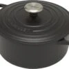 Le Creuset Signature Braadpan - 4,2 L - 24 Cm - Zwart 1 Le Creuset Signature Braadpan - 4,2 L - 24 Cm - Zwart -Keukenproducten Winkel 1200x847