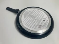 Zwarte Crêpe Pan 26 Centimeter Aluminium Inductiepan - Zwarte Pannenkoekenpan - Pan Met Steel 9 Zwarte Crêpe Pan 26 Centimeter Aluminium Inductiepan - Zwarte Pannenkoekenpan - Pan Met Steel -Keukenproducten Winkel 1200x900 4