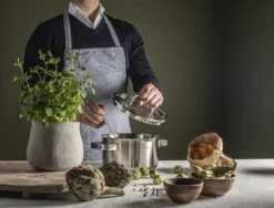 Sola Pannenset Juvia - 4 Delig - Ø 16,16,18,20 Cm - Zilver - RVS - Sandwichbodem 23 Sola Pannenset Juvia - 4 Delig - Ø 16,16,18,20 Cm - Zilver - RVS - Sandwichbodem -Keukenproducten Winkel 1200x911