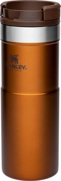 Stanley The NeverLeak™ Travel Mug 0,47L NEW - Thermosfles - Maple -Keukenproducten Winkel 408x1200