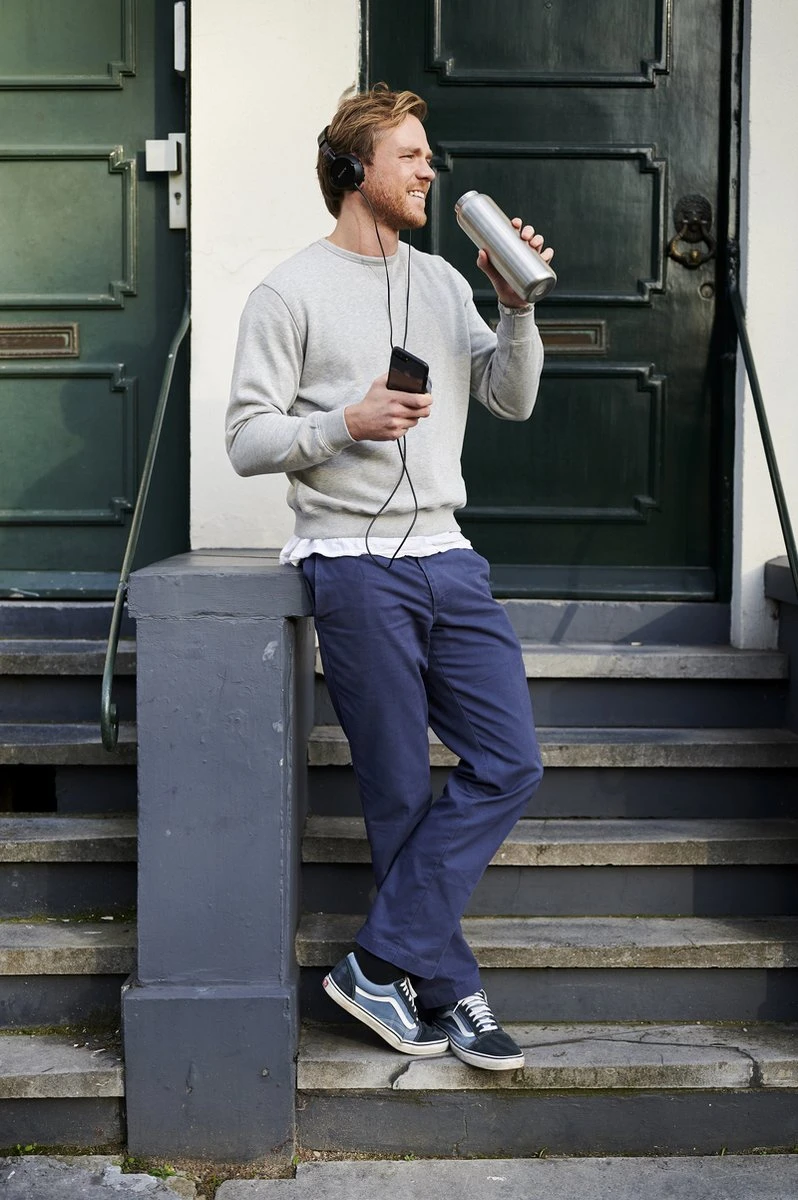 Mepal – Isoleerfles Ellipse 900 Ml – Houdt Je Drankje 12 Uur Warm En 24 Uur Koud – Natural Brushed – Geschikt Voor Bruiswater – Thermosfles – Lekdicht 13 Mepal – Isoleerfles Ellipse 900 Ml – Houdt Je Drankje 12 Uur Warm En 24 Uur Koud – Natural Brushed – Geschikt Voor Bruiswater – Thermosfles – Lekdicht - Afbeelding 11