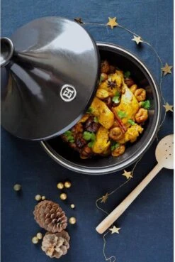 Emile Henry Tajine - Ø32 Cm - Fusain 15 Emile Henry Tajine - Ø32 Cm - Fusain -Keukenproducten Winkel 804x1200