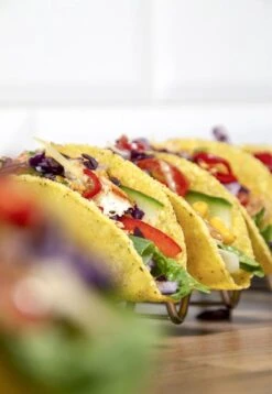 Krumble Taco Houder - Taco En Tortilla Houder Voor 4 Stuks - Serveerschalen - Koken & Tafelen - Kookgerei - Snack- & Tappasschalen - Metaal - Zilver 12 Krumble Taco Houder - Taco En Tortilla Houder Voor 4 Stuks - Serveerschalen - Koken & Tafelen - Kookgerei - Snack- & Tappasschalen - Metaal - Zilver -Keukenproducten Winkel 829x1200 2
