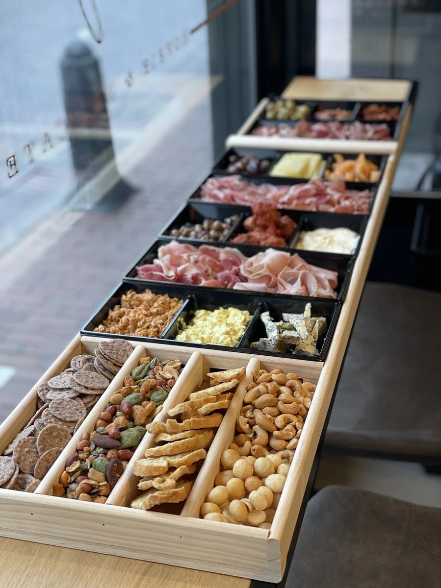 Sjoelbak - Borrelsjoelbak - Hapjesplank - Borrelplank - Mini Sjoelbak 120 Cm Met Zwarte Bakjes - Kleine Sjoelbakken 5 Sjoelbak - Borrelsjoelbak - Hapjesplank - Borrelplank - Mini Sjoelbak 120 Cm Met Zwarte Bakjes - Kleine Sjoelbakken - Afbeelding 3