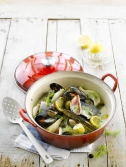 Le Creuset Braadpan Faitout Tradition Kersenrood - ø 24 Cm / 3 Liter 16 Le Creuset Braadpan Faitout Tradition Kersenrood - ø 24 Cm / 3 Liter -Keukenproducten Winkel 901x1200 1